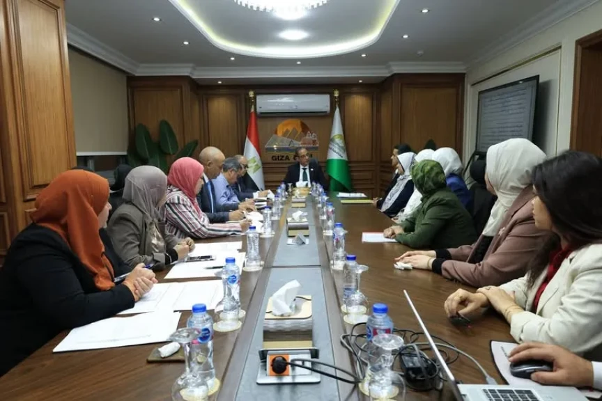 محافظ الجيزة يترأس لجنة القيادات لاختيار المتقدمين لشغل مناصب مديري عموم إدارات بالإسكان والزراعة