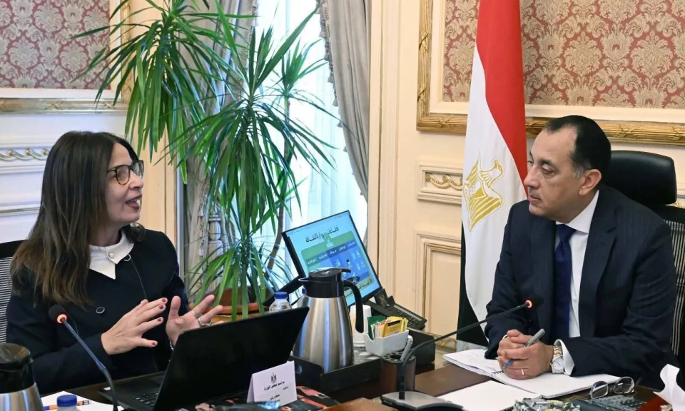 رئيس الوزراء يستعرض مع وزيرة الثقافة الأهداف الاستراتيجية للوزارة ونشاطها في الفترة من فبراير وحتى أبريل 2026
