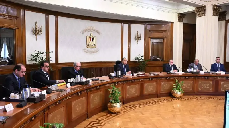 رئيس الوزراء يترأس اجتماع اللجنة المركزية لإدارة الأزمات