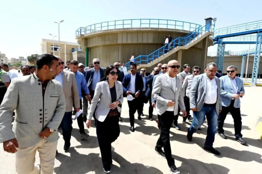 وزيرة الإسكان ومحافظ الأقصر بتفقدان محطة تنقية مياه مدينة طيبة الجديدة