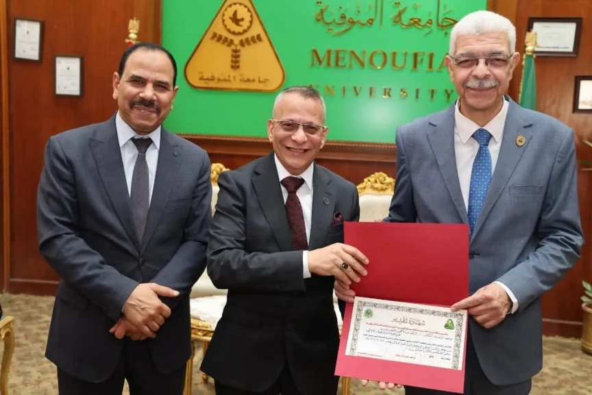 القاصد يكرم الكليات الفائزة في مسابقة التميز البيئي بالفصل الدراسي الأول للعام الجامعى الحالى