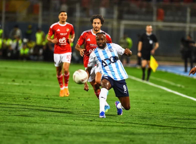 بيراميدز يهزم الأهلي بثلاثية نظيفة بالدوري الممتاز