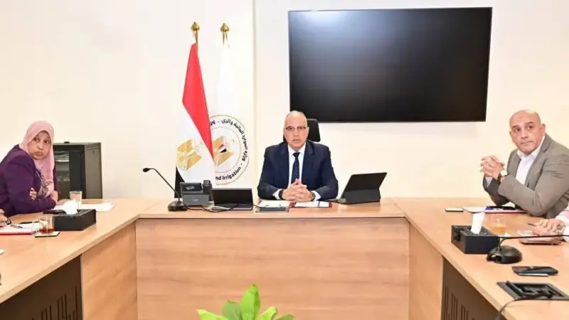 وزير الري يتابع إجراءات التحول الرقمي بهيئة المساحة