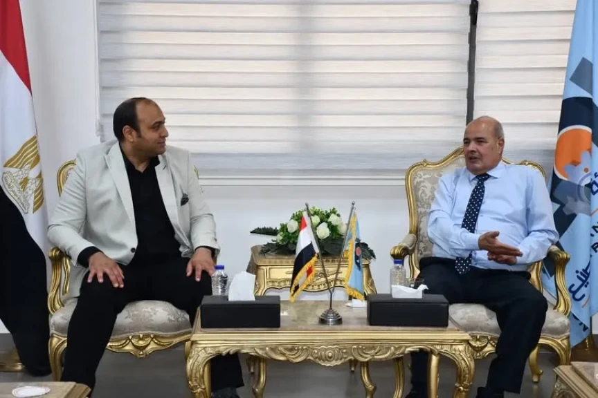 رئيس مياه الشرب بالجيزة يزور مصنع المحركات بالهيئة العربية للتصنيع لدعم المنتج المحلي