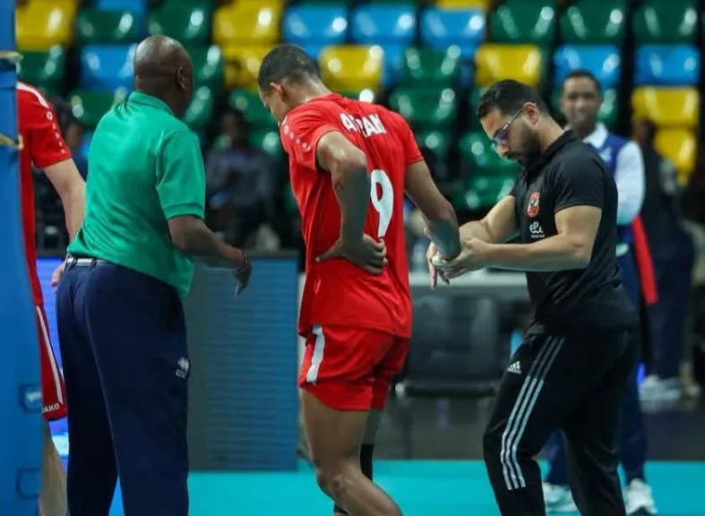 تفاصيل إصابة محمد عسران لاعب فريق  طائرة الأهلي ببطولة إفريقيا