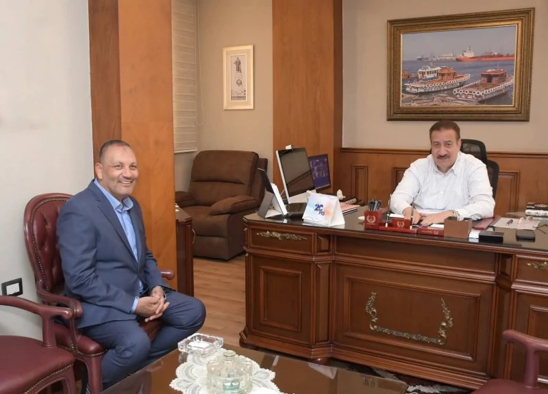 محافظ بورسعيد يستقبل رئيس مجلس إدارة شركة الغازات الصناعية بجنوب بورسعيد