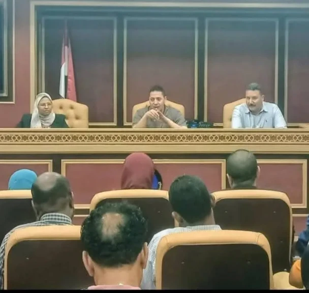 محافظ أسوان يتابع إفتتاح البرنامج التدريبي للإستجابة الذكية للطوارئ والأزمات