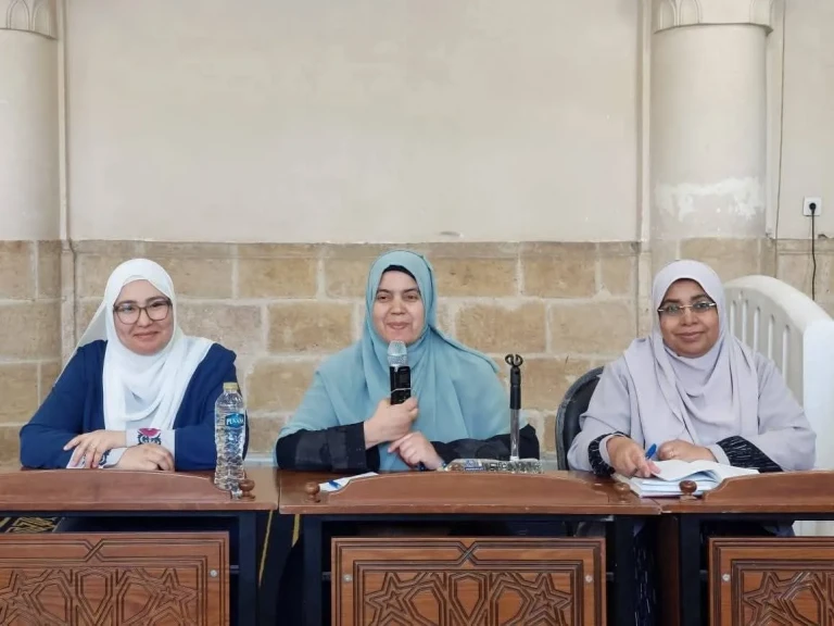 ملتقى المرأة” بالجامع الأزهر يوضح فقه المناسك وأخلاق الحجيج وأحكاماً خاصة للمرأة