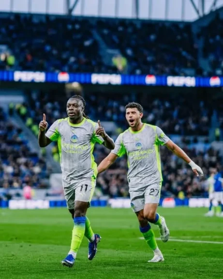 إيفرتون يفرض التعادل على السيتي ويقرب الأرسنال من التتويج بالدوري الإنجليزي