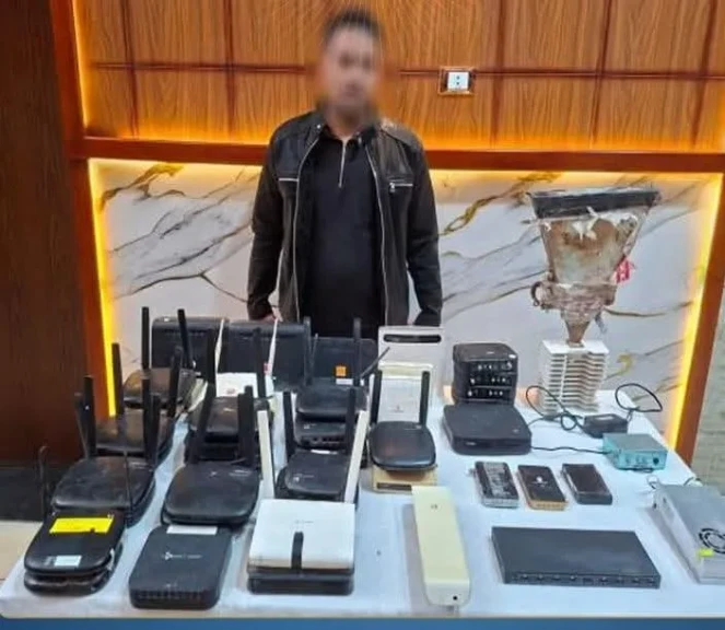 الداخلية: ضبط أحد الأشخاص بإنشاء وإدارة شبكتين للبث التلفزيونى والإنترنت بدون تصريح