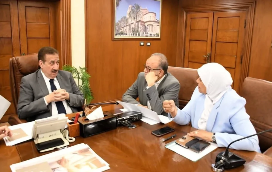 محافظ بورسعيد يبحث سبل الاستغلال الأمثل للمناطق الفضاء بنطاق حي المناخ