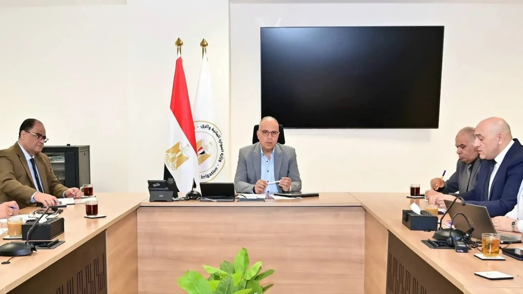 وزير الري يتابع إجراءات إزالة التعديات على المجاري المائية