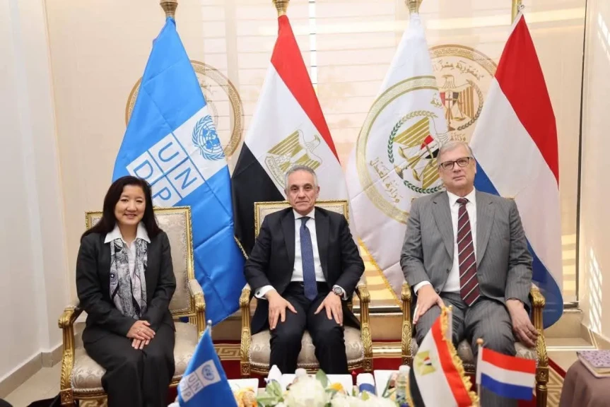 وزير العدل يفتتح  أول مكتب للمساعدة القانونية الأسرية للأجانب بالعاصمة الجديدة