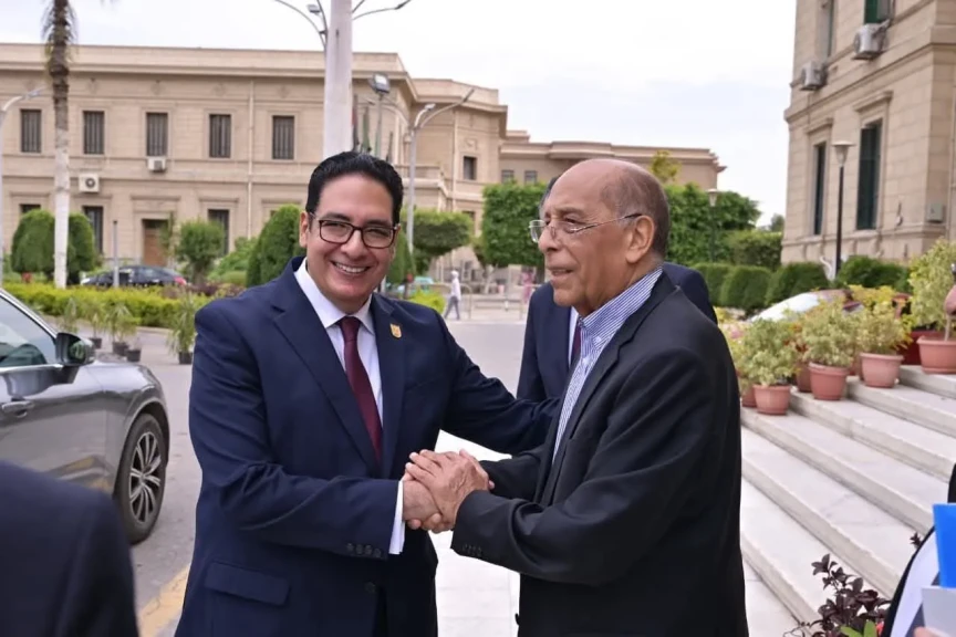 جامعة القاهرة تستضيف الأديب  محمد سلماوي في رحلة تكوينه من مدرجات الجامعة إلى فضاء الثقافة والصحافة