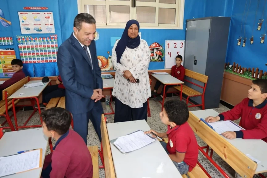 محافظ المنوفية يتفقد لجان إمتحانات صفوف النقل للمراحل الإبتدائية والإعدادية والثانوية