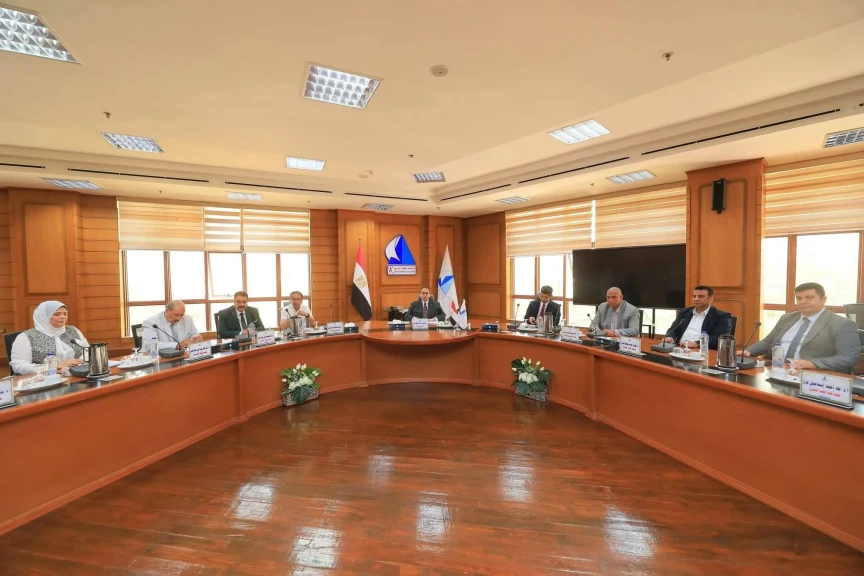 رئيس جامعة كفر الشيخ يترأس اجتماع مجلس شئون التعليم والطلاب لشهر مايو 2026