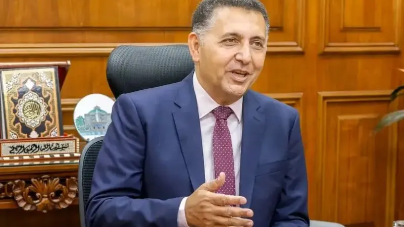محافظ القليوبية يعتمد حركة تنقلات موسعة لنواب رؤساء الوحدات المحلية وسكرتارية المدن والأحياء