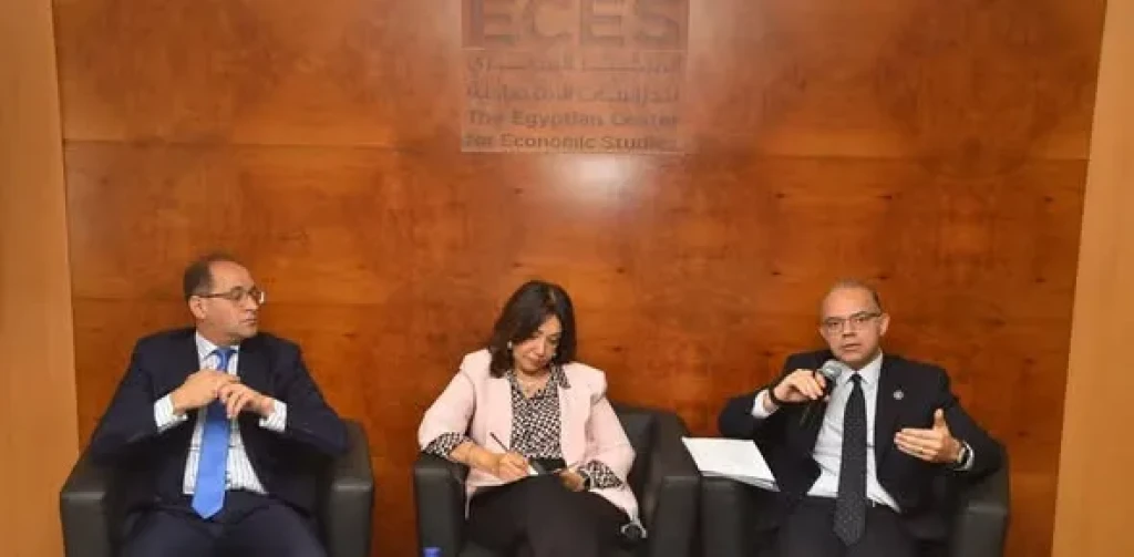 وزير الاستثمار والتجارة الخارجي: تطوير منظومة المناطق الحرة والتحول الرقمي وتعزيز تصدير الخدمات لرفع التشغيل والصادرات