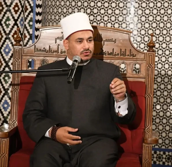 وزارة الأوقاف تواصل إحياء ليالي العشر الأُوَل من ذي الحجة من مسجد الإمام الحسين رضي الله عنه