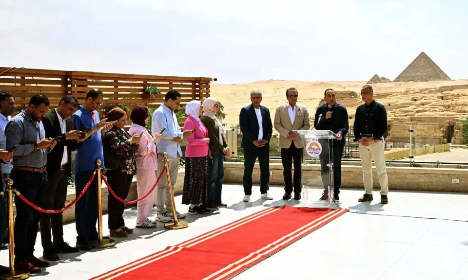 رئيس الوزراء يجيب عن أسئلة الصحفيين والاعلاميين في مؤتمر صحفي بنزلة السمان