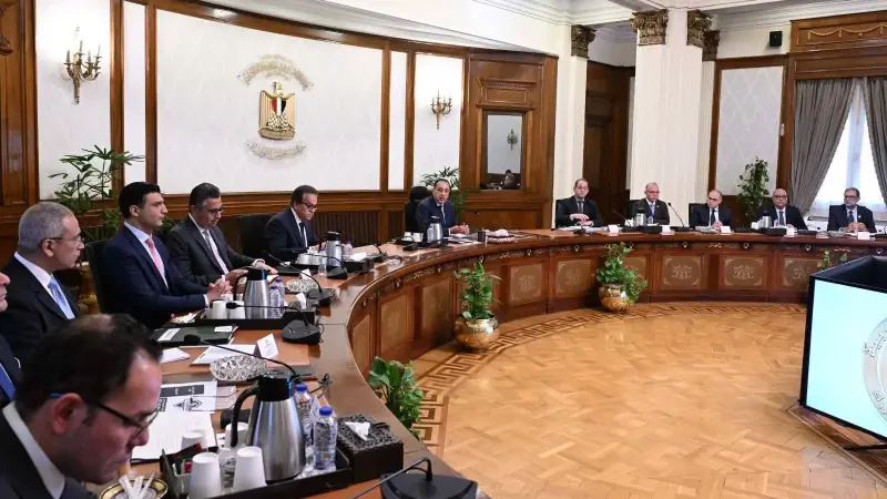 رئيس الوزراء يتابع موقف تعديلات قانون نظام التأمين الصحي الشامل