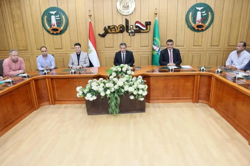 محافظ المنوفية يعقد اجتماعا تنسيقيا لمناقشة الإجراءات الاستباقية للتعامل مع ارتفاع منسوب نهر النيل