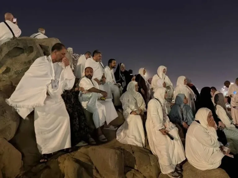 الصحفيين : نجاح خطة تصعيد كافة حجاج نقابة الصحفيين إلى عرفات الله بنجاح