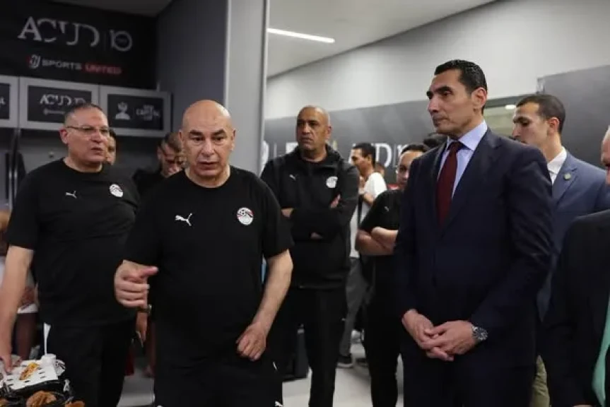 وزير الرياضة وأبو ريدة يدعمان المنتخب الوطني بعد ودية روسيا