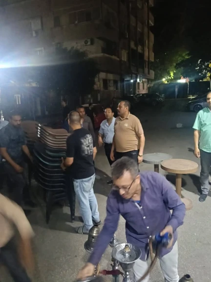 محافظ الجيزة يوجه بغلق ٣ مقاهى ومحل عصير وإزالة لكشك لمخالفتها وإشغالها للطريق العام