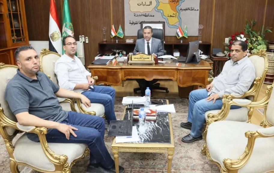 محافظ المنوفية يناقش مستجدات الموقف التنفيذي للمشروعات الجاري تنفيذها