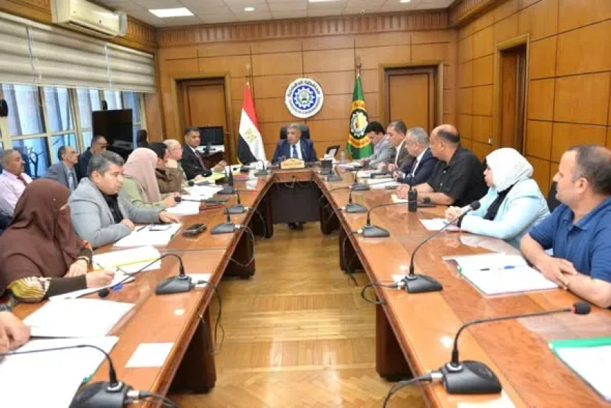 محافظ الدقهلية يترأس الاجتماع الثالث لمجلس إدارة صندوق النظافة