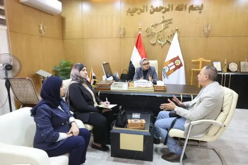 محافظ الوادي الجديد تبحث إنشاء مجمع صناعات غذائية و مدرسة تكنولوجية تطبيقية