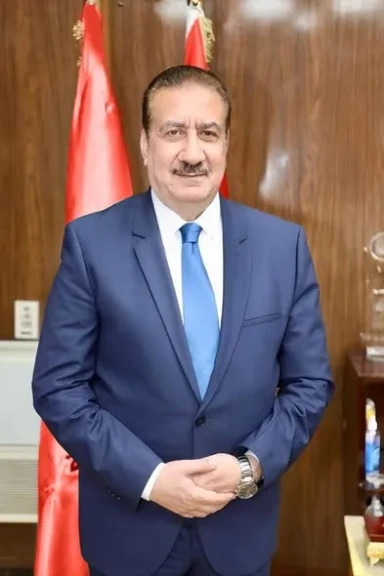 محافظ بورسعيد يهنىء النادي المصري و جماهيره العريقة بالتتويج بكأس العاصمة