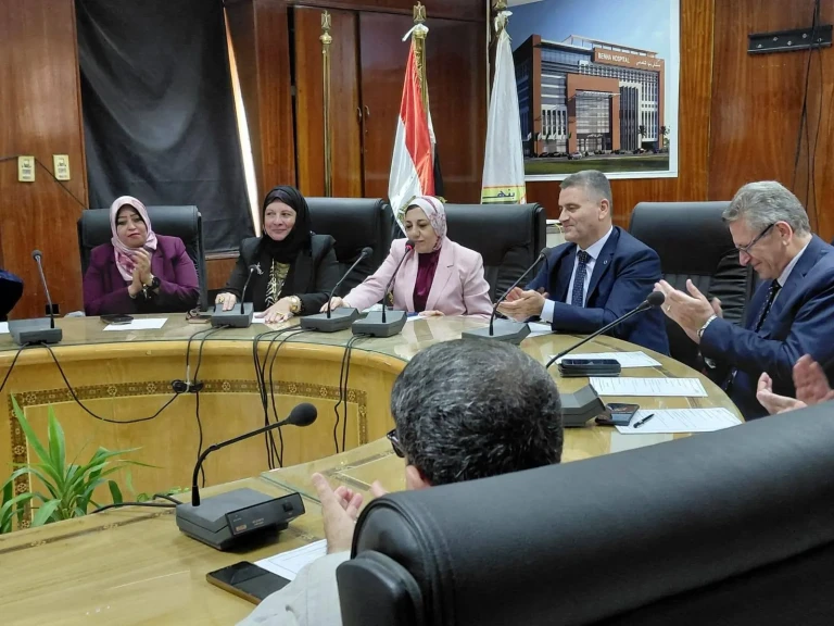 كلية الطب بجامعة بنها تحتفل باعتماد مركز التعليم الطبي المستمر من المجلس الصحي المصري
