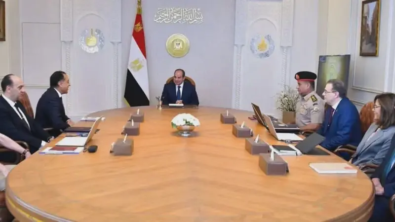 الرئيس السيسي يتابع الموقف التنفيذي لملف حوكمة التعينات الجديدة بالدولة