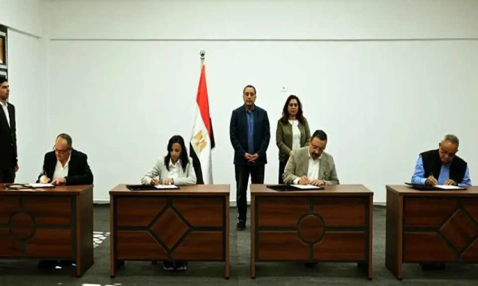 رئيس الوزراء يشهد مراسم توقيع مذكرة تفاهم بشأن مشروع توثيق التراث بمدينة رشيد