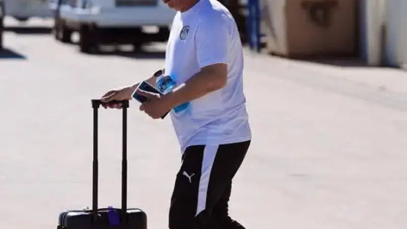 منتخب مصر يغادر مطار سبوكين متوجها إلى سياتل استعدادا لمباراة بلجيكا المقرر لها 15 يونيو