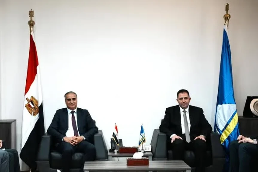 رئيس جهاز حماية المستهلك يلتقي بمحافظ دمياط لبحث تعزيز الرقابة على الأسواق وضبط أسعار السلع وتوافر المنتجات الأساسية للمواطنين