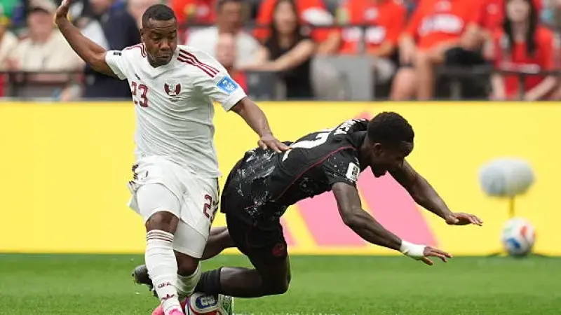 إصابة لاعب منتخب كندا إسماعيل كوني بإصابة خطيرة ونقل اللاعب للمستشفى