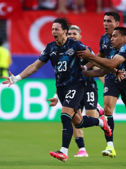 تركيا تغادر كأس العالم بعد الهزيمة أمام باراغواي