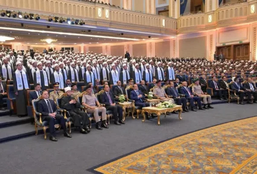 رئيس جامعة بنها يشارك في حفل تخرج الدورة الثالثة لأئمة وزارة الأوقاف بالأكاديمية العسكرية المصرية