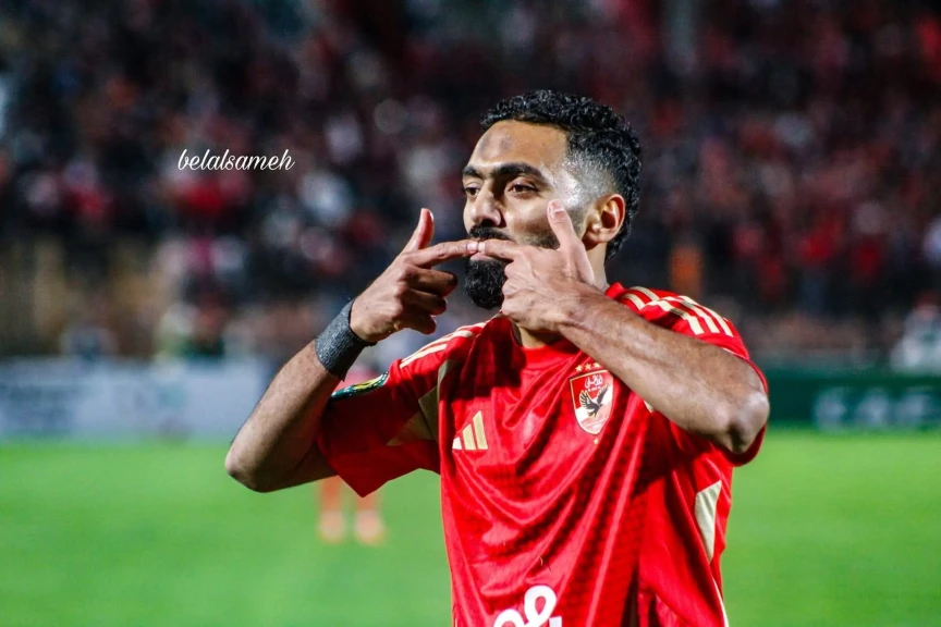 حسين الشحات يجدد عقدة مع الاهلي لمدة موسمين