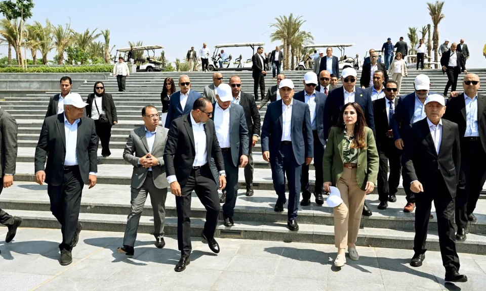 رئيس الوزراء يتفقد معدلات الإنجاز بمشروع ”حدائق تلال الفسطاط”