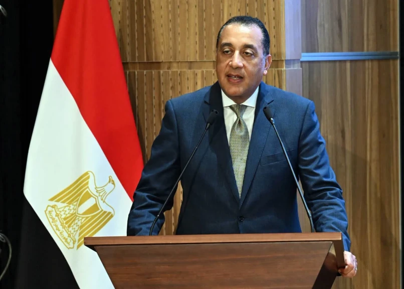رئيس الوزراء يلقى كلمة خلال توقيع شراكة استراتيجية بين شركتي ”ميدار” و”ماجد الفطيم” لتطوير مشروع عمرانى