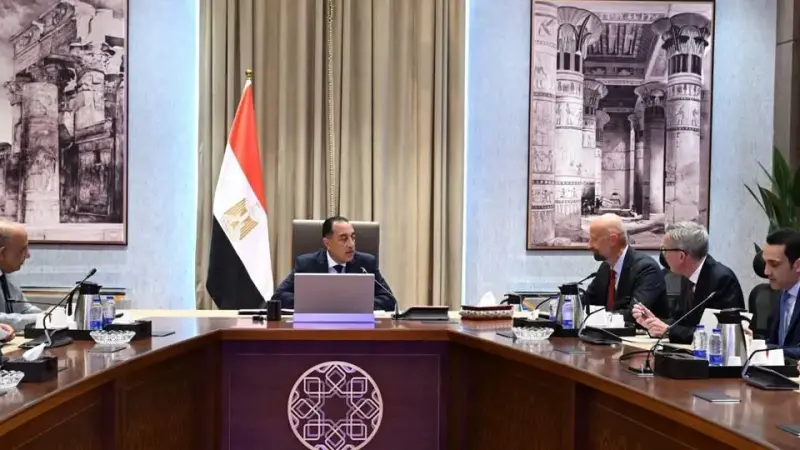 رئيس الوزراء يعقد اجتماعًا مع مسئولي شركة ”سكاتك” النرويجية لاستعراض موقف المشروعات التي تنفذها الشركة في مصر