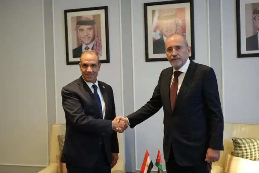 وزير الخارجية يلتقي نظيره الأردني على هامش المجلس الوزارى لجامعة الدول العربية