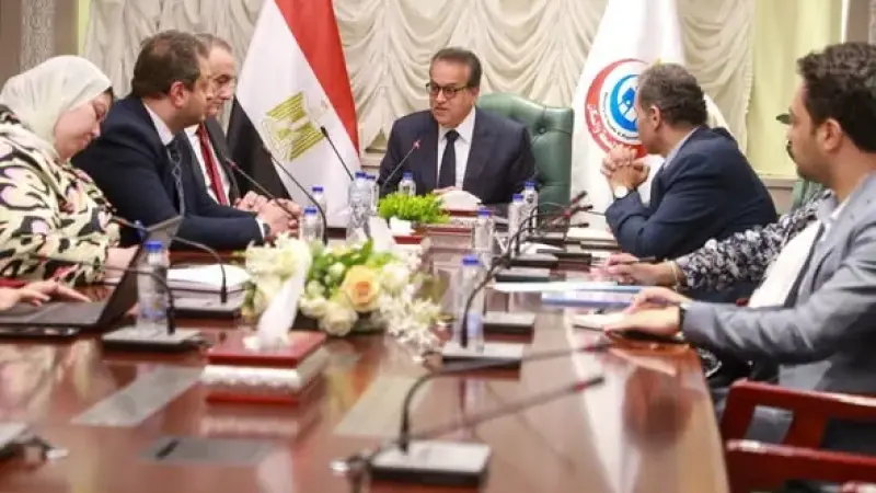 وزير الصحة يبحث مع رئيس مركز باراكير لطب العيون إنشاء فرع بالقاهرة وتعزيز التعاون الطبي