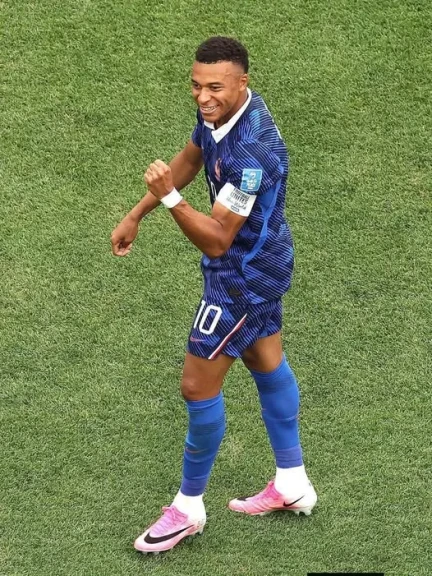 غاي ستيفان يعلن تشكيل منتخب فرنسا أمام النرويج بكأس العالم