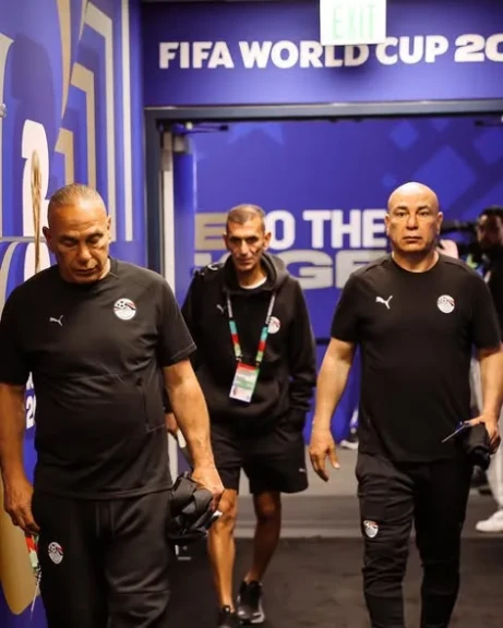 الفراعنة في قلب الحدث: بعثة منتخب مصر تصل ملعب ”لومن فيلد” استعداداً لمباراة إيران فى المونديال