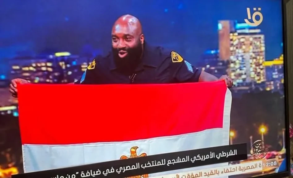 بعد حديثه في ماسبيرو  أحمد غنيم يرحب بزيارة الشرطي الأمريكي إريك هادسون للمتحف الكبير